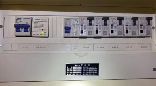 鼎信消防 以智能疏散系統實現技術突破，引領消防產品市場新篇章